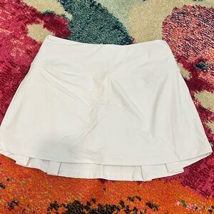 NWT Baleaf Running/Tennis Skirt - Size Medium